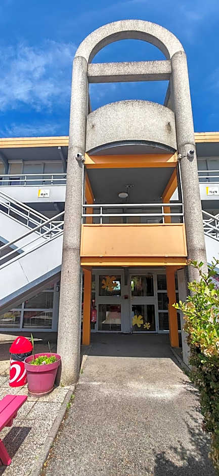 Premiere Classe Besancon Ecole Valentin