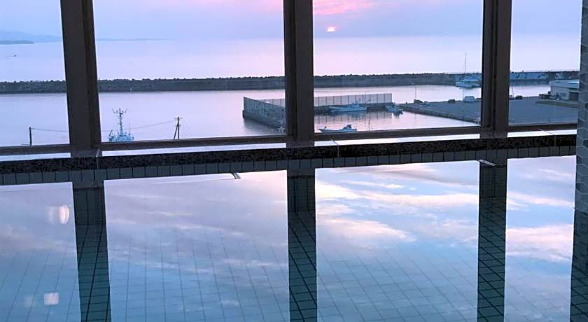 Green Rich Hotel Okinawa Nago (Artificial hot spring Futamata Yunohana)