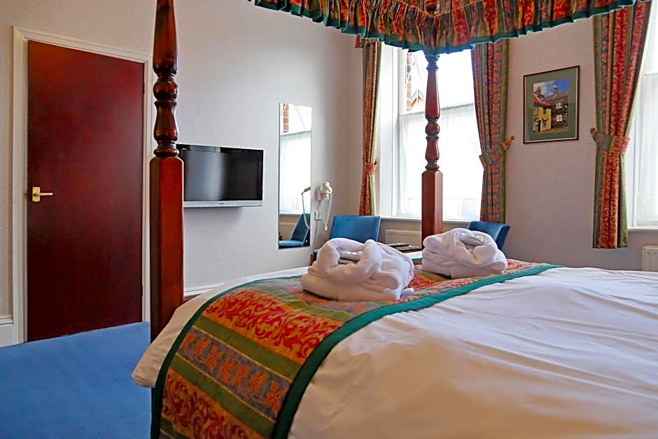 Saxonville Hotel