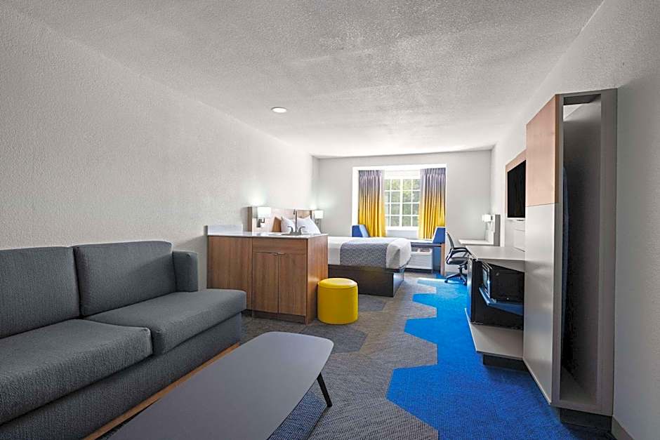 Microtel Inn & Suites By Wyndham Houma