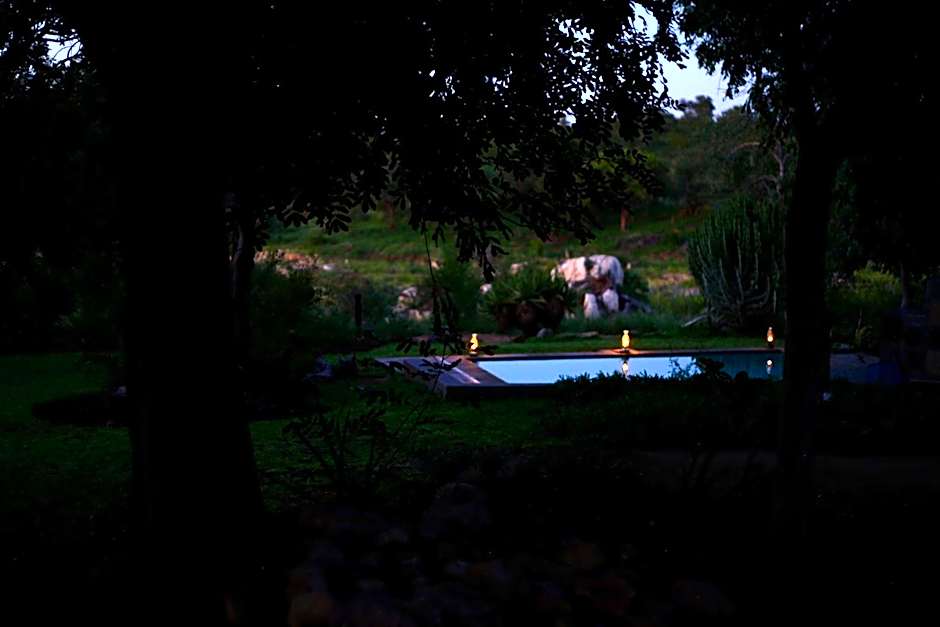 Ivory Wilderness River Rock Lodge