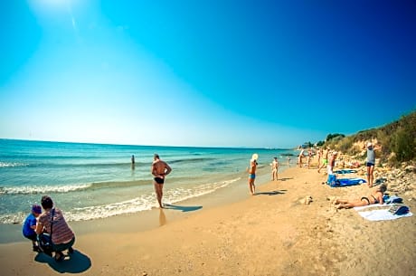 Riviera Fort Beach Apartments