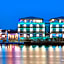 Riverside Hotel