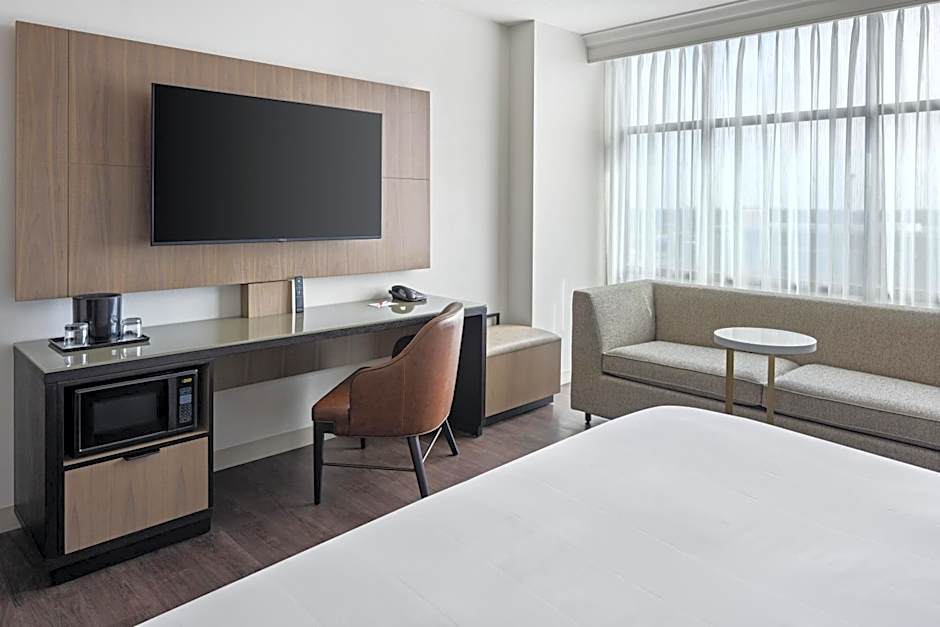Bloomington-Normal Marriott Hotel & Conference Center
