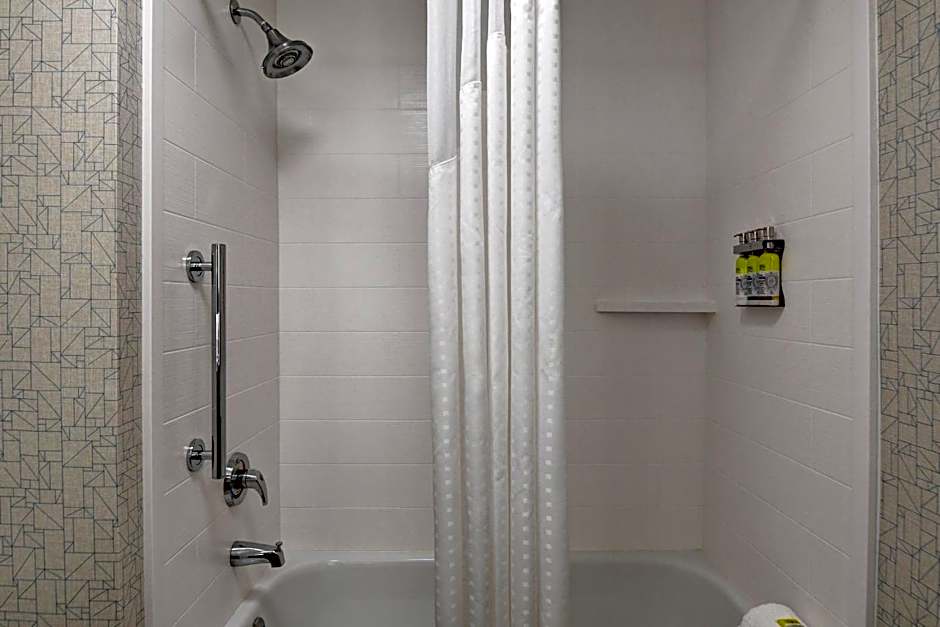 Holiday Inn Express Hotel & Suites Anderson I-85 - HWY 76, Exit 19B By IHG