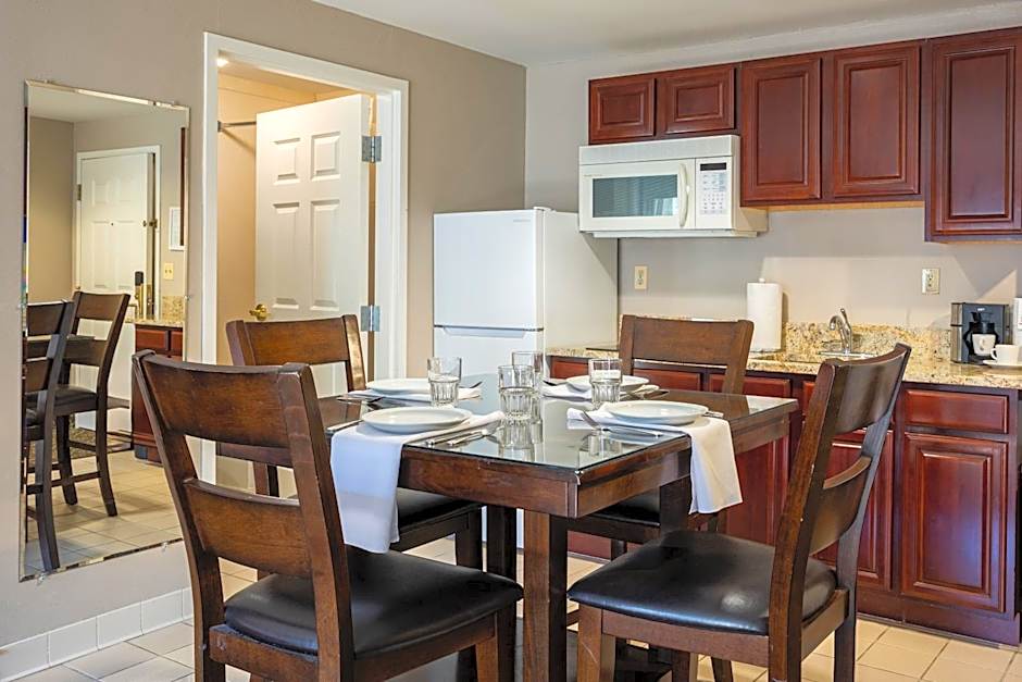 D. Hotel Suites & Spa