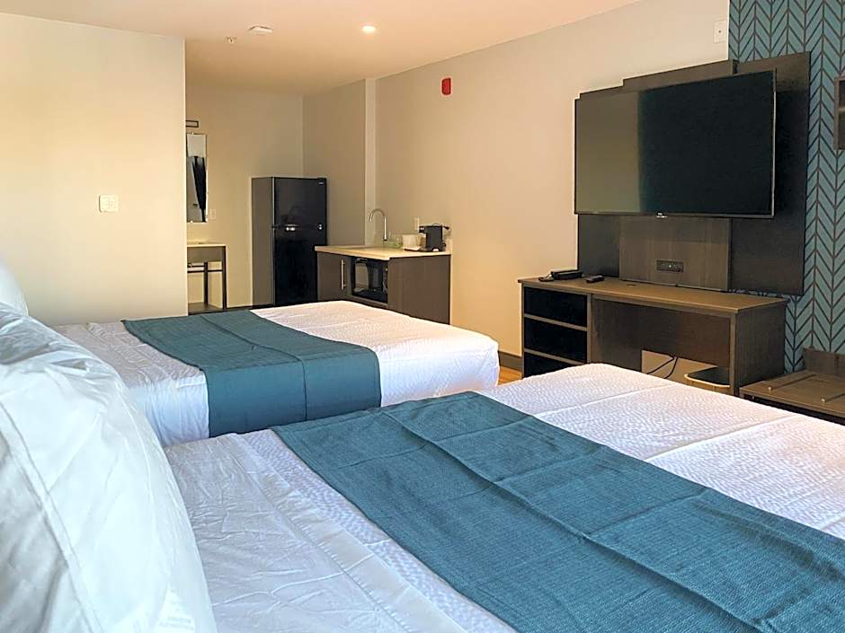 Studio 6 Suites Stockton, CA Waterfront