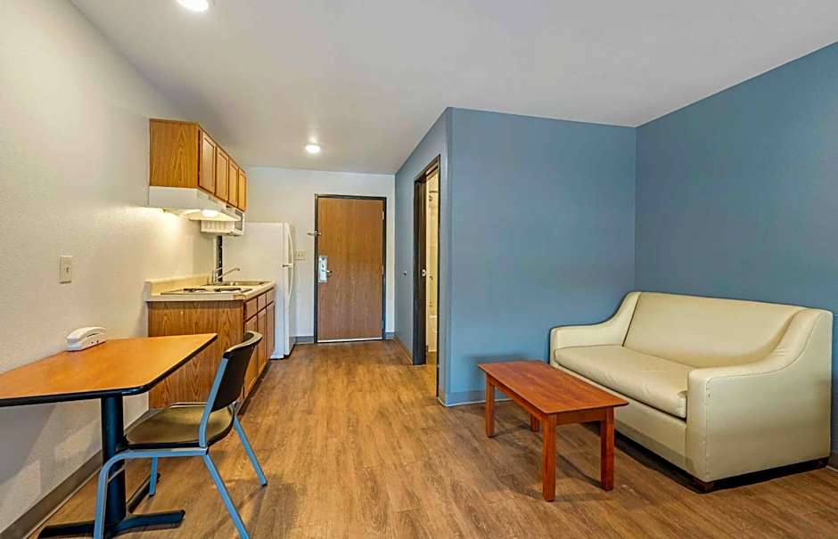 Extended Stay America Select Suites - Indianapolis - Lawrence