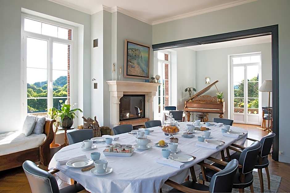Castel De La Terrasse