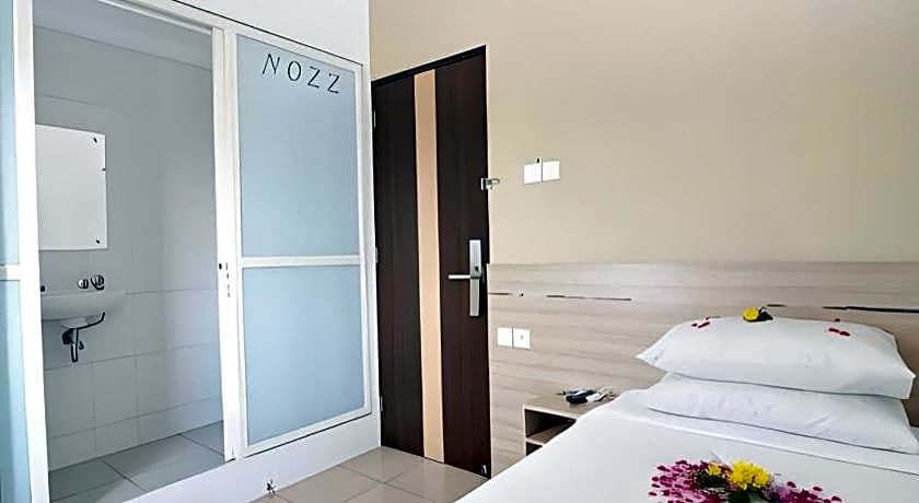 Nozz Hotel