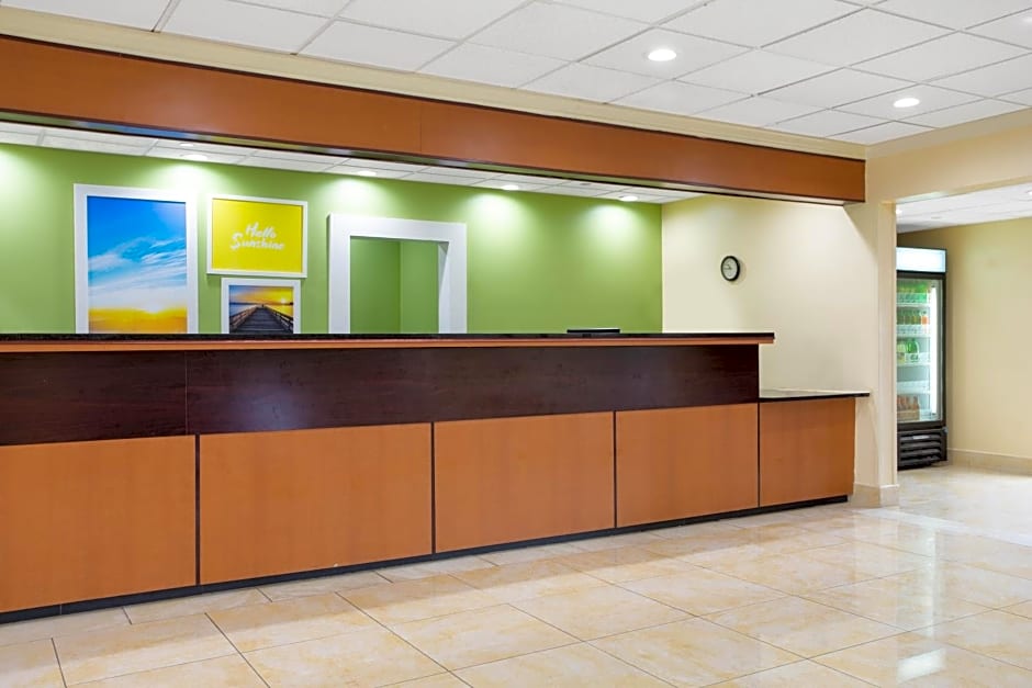 Days Inn by Wyndham Absecon Atlantic City Area