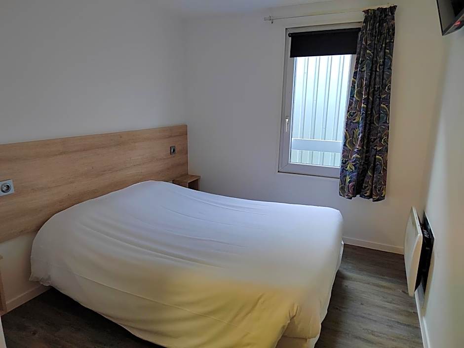 FASTHOTEL PARIS OUEST BOUAFLE