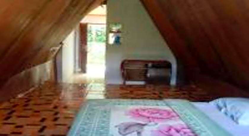 Laster Jony's Guest House