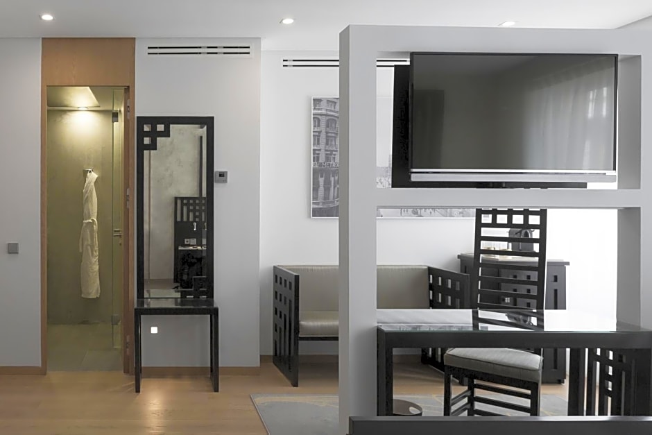 ICON Casona 1900 by Petit Palace