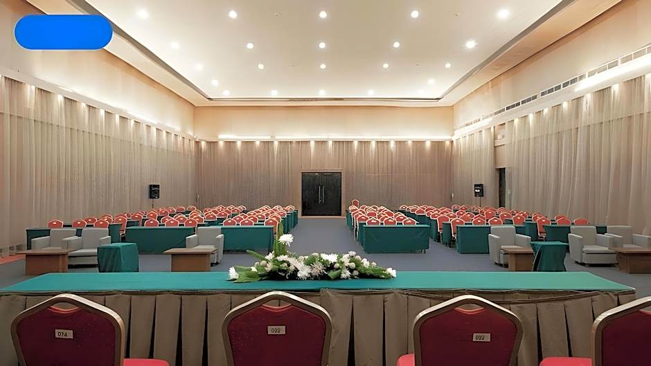 Oak Tree Emerald Hotel & Conventions Semarang