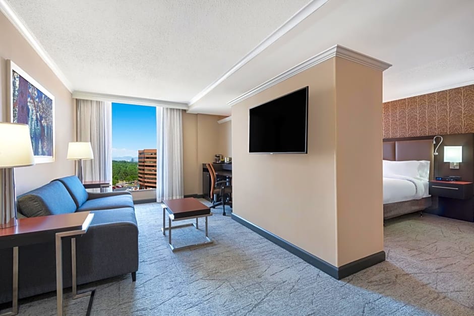 DoubleTree by Hilton Denver Cherry Creek, CO