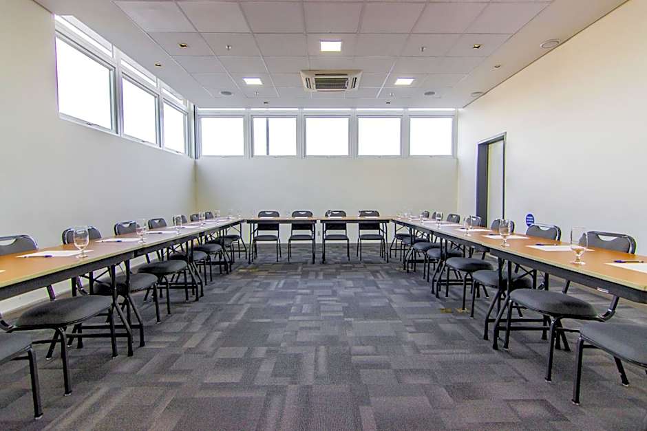 Ibis Porto Alegre Assis Brasil
