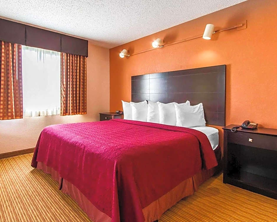 Quality Inn & Suites Ottumwa North