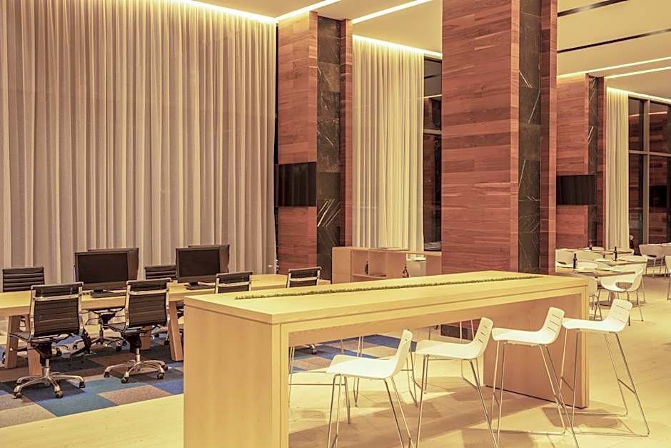 Fiesta Inn Aguascalientes Patio