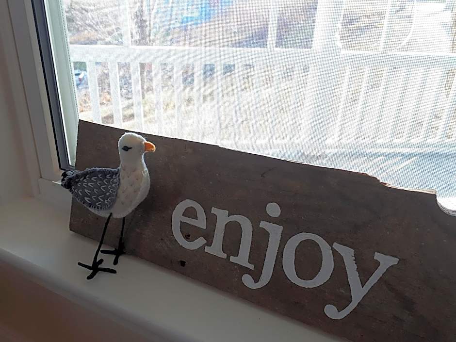 Hillside Landing B&B