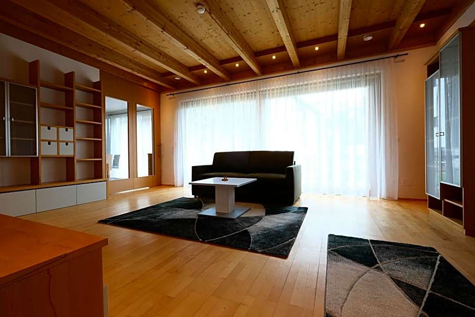 SeeHotel & SeeApartments Kärntnerhof- direkt am See!