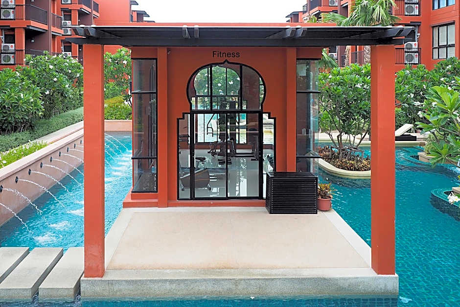 Bluroc Huahin Pool View