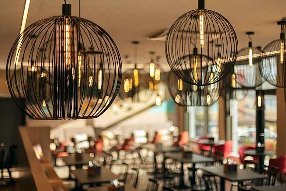 Holiday Inn - the niu Sparrow Regensburg By IHG