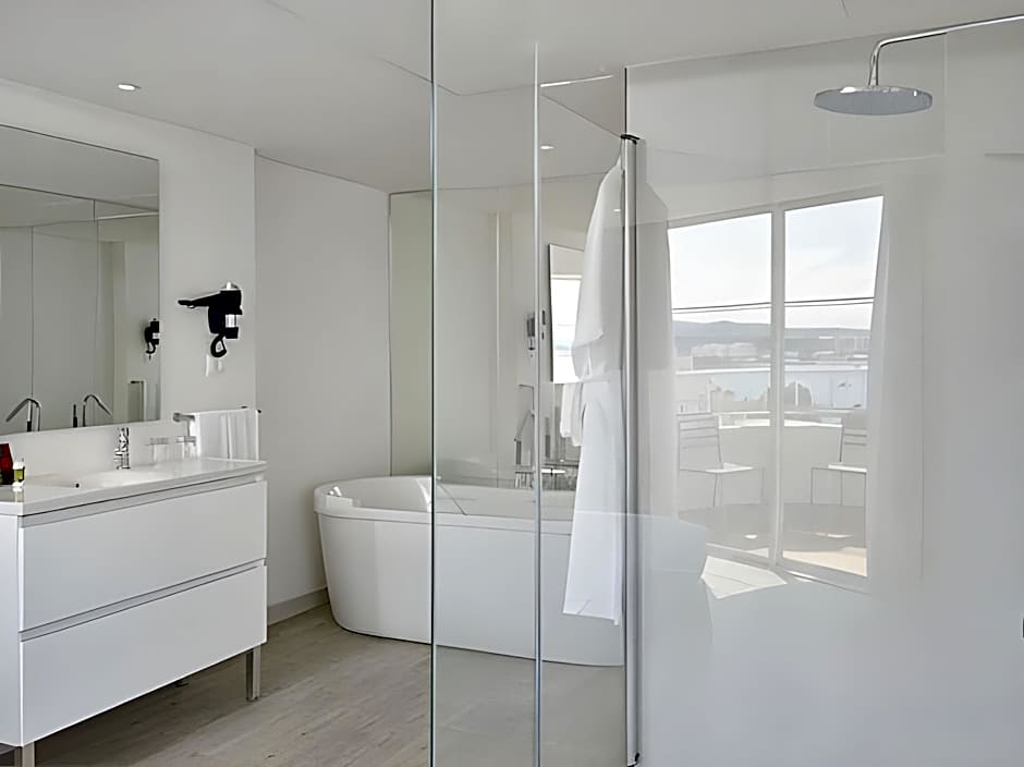 Innside Calvià Beach