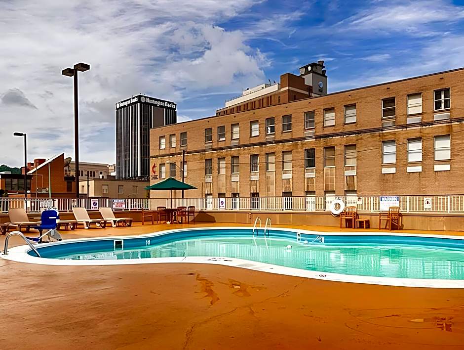 Quality Inn & Suites Charleston