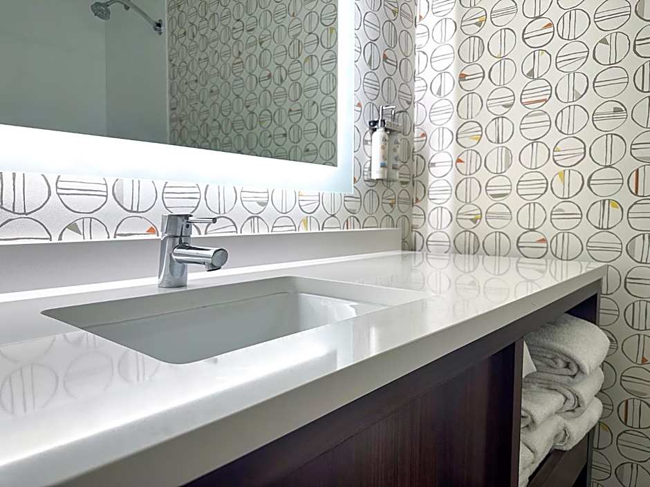Holiday Inn Weirton-Steubenville Area By IHG
