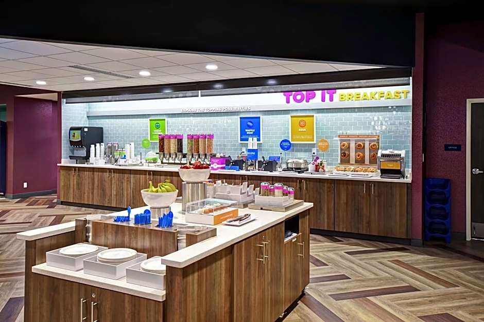 Tru by Hilton Fort Wayne, IN