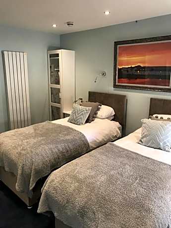 Superior Family Room