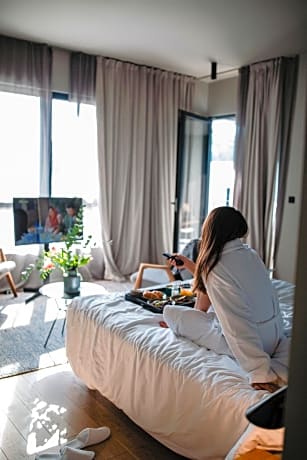 Deluxe Studio with Balcony