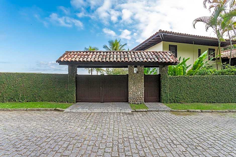 Casa com praia particular em Mangaratiba - Mangaratiba