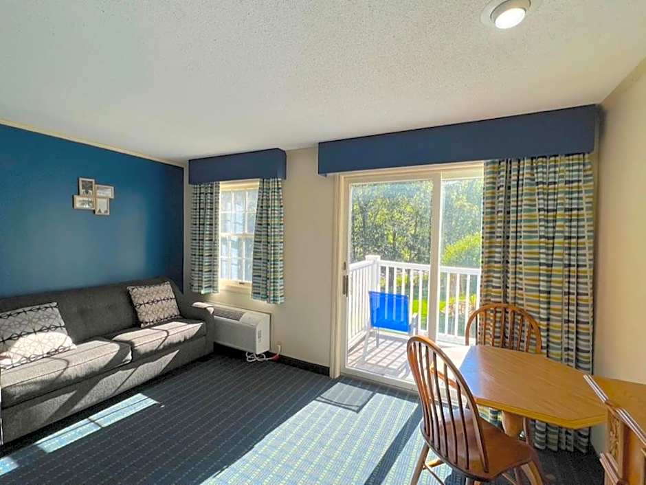 The Lodge at Jackson Village