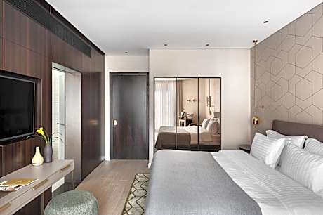 Premium Double Room with Courtyard View