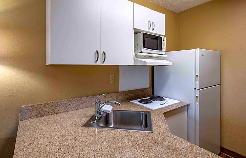 Extended Stay America Suites - Edison - Raritan Center