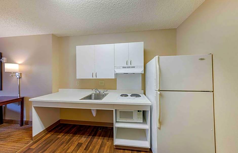 Extended Stay America Suites - Los Angeles - Simi Valley