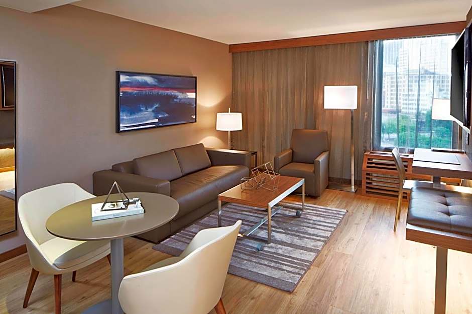 AC Hotel by Marriott Atlanta Downtown