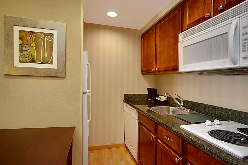 Homewood Suites By Hilton Tampa Brandon