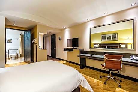 Queen Room - Disability Access