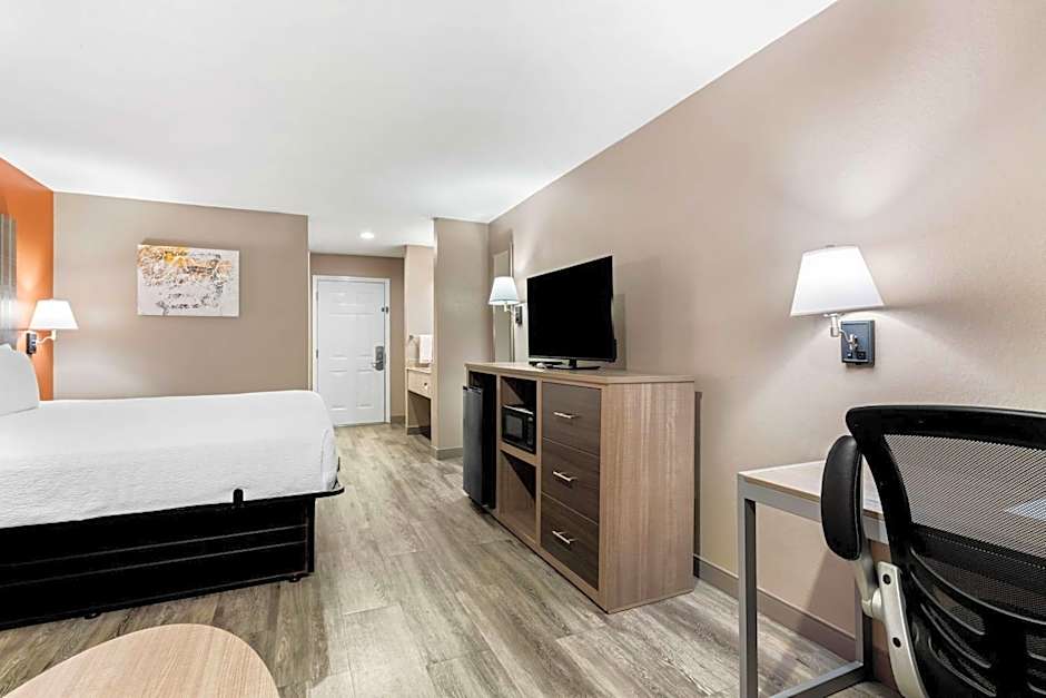 Best Western Gateway Inn