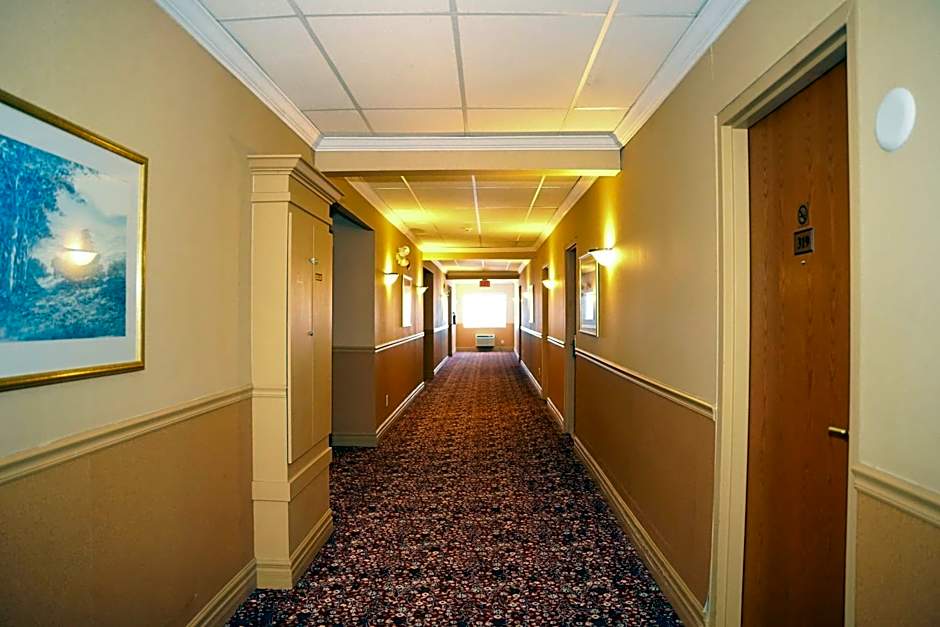 The Glengate Hotel & Suites