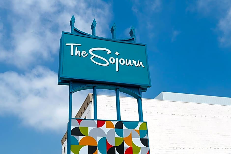 The Sojourn Los Angeles - Sherman Oaks