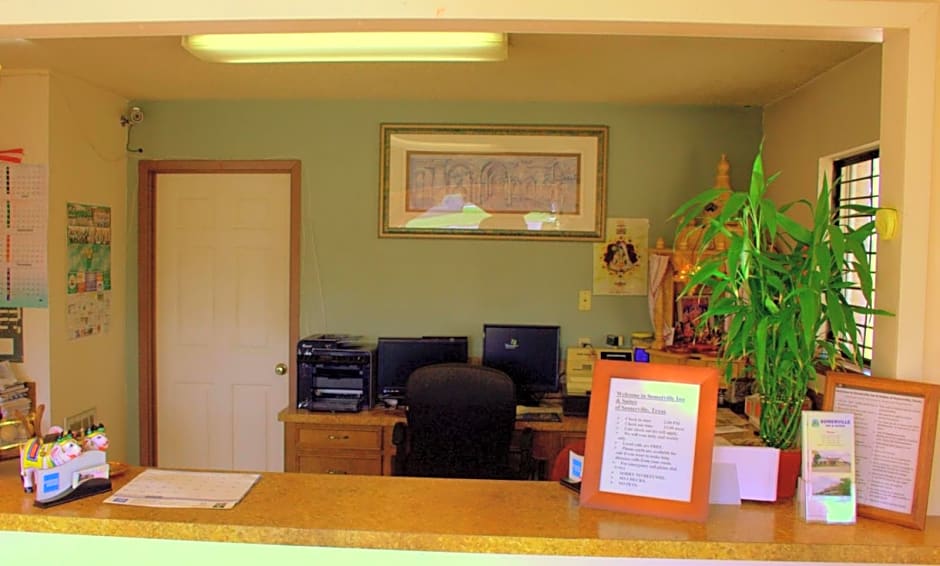 Somerville Inn and Suites