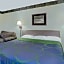 Super 8 by Wyndham Monticello