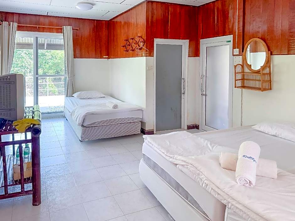 Photo 1 of 6 of Family Bungalow