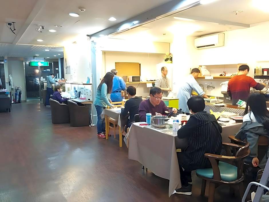 Hotel Raizan South South Namba