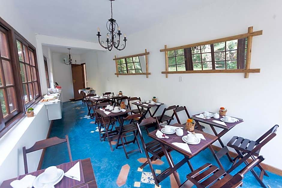 Pousada Quatro Estacoes