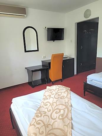 Budget Twin Room